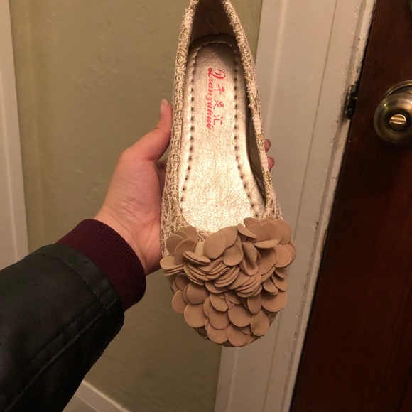 Gold Flats With Front Ruffle Design - Picture 2 of 3